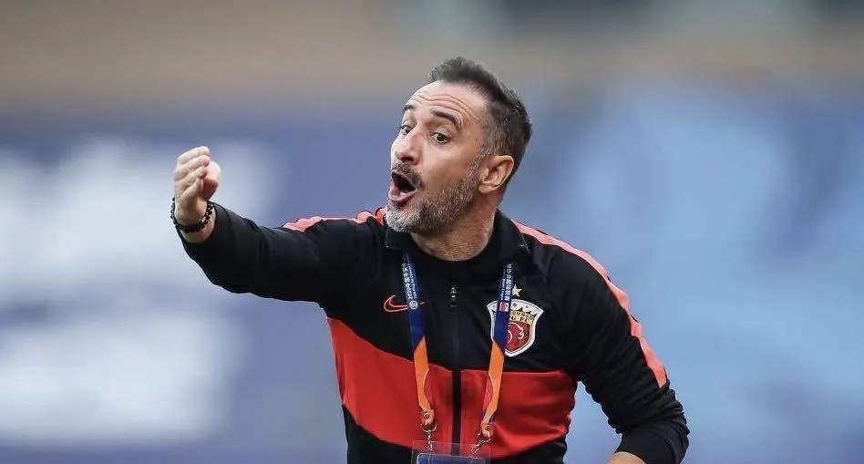 开云体育中国官网-密尔沃基雄鹿训练开放日；国际比赛日遗憾出局引欢呼；亚冠在即；更衣室氛围转暖的简单介绍