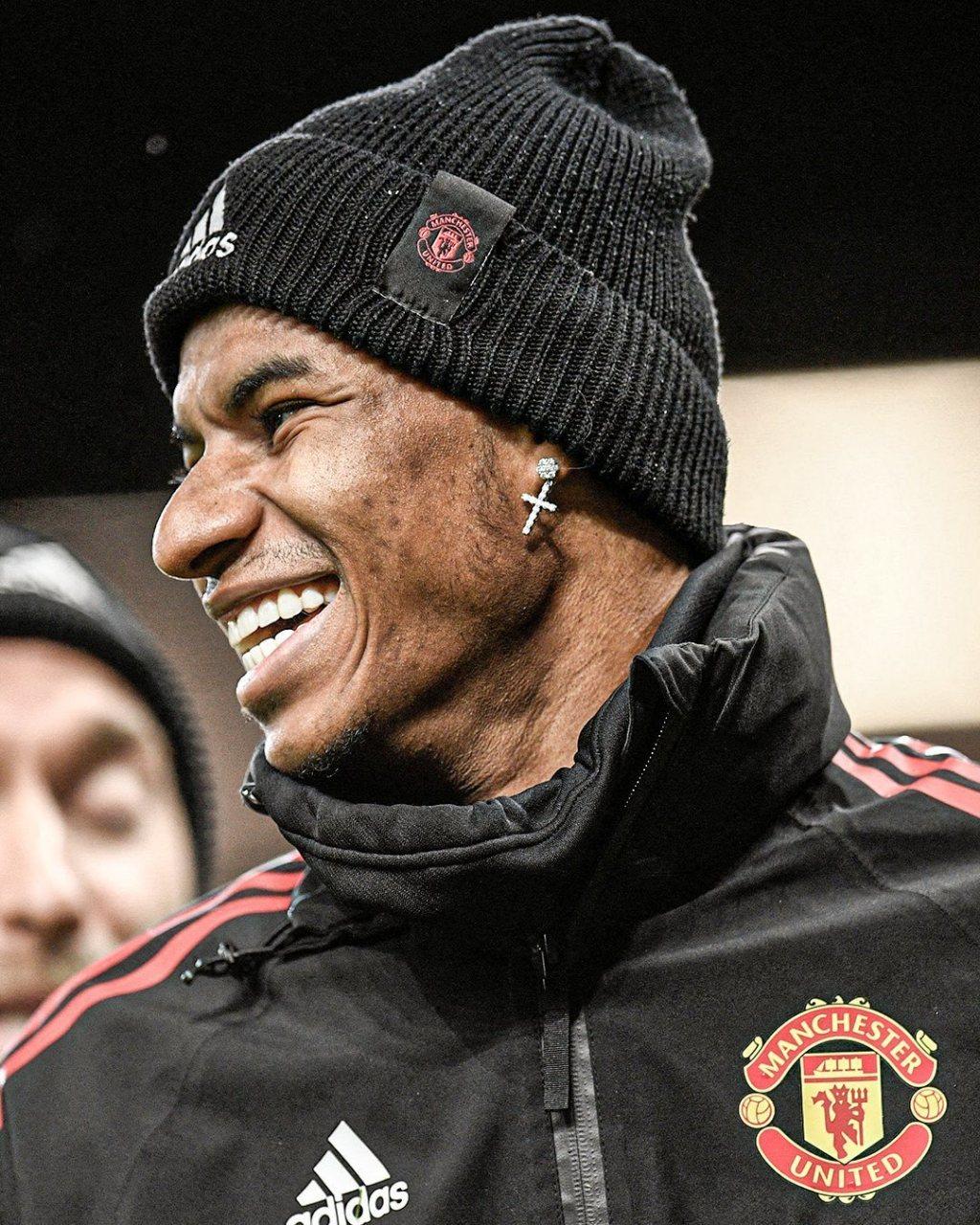 开云体育中国官网-包含赛地聚焦——西甲冲刺阶段热度飙升，曼联遗憾出局，压力陡增，轮换策略成焦点的词条