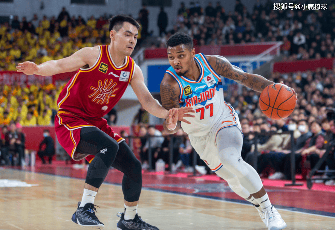 开云体育服务-CBA季后赛冲刺阶段走向成谜；达拉斯独行侠手感冰凉；气氛紧张；年轻球员得到机会的简单介绍
